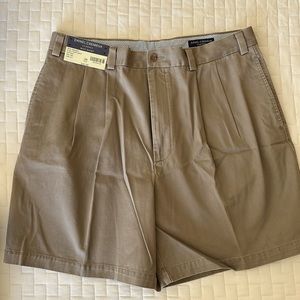 Daniel Cremieux men’s pleated shorts